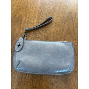Joy Susan Faux Gray Snake Embossed Wristlet Clutch Bag Purse w/Detachable Strap